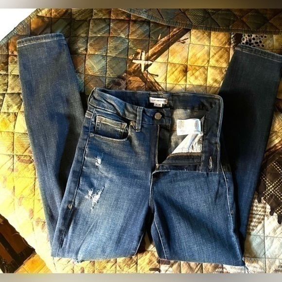 Good American distressed skinny jeans size 26/2 - Picture 1 of 4
